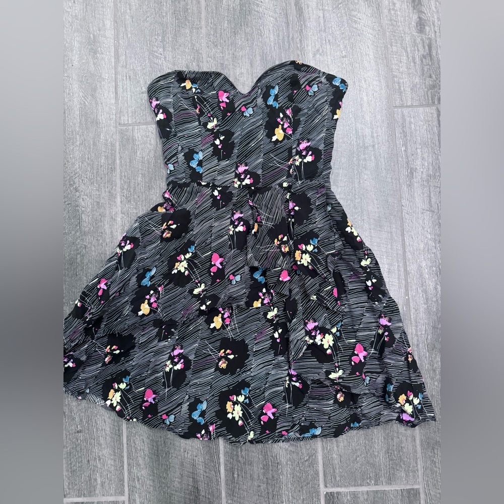 Urban Outfitters Cooperative Strapless Floral Mini‎ Dress